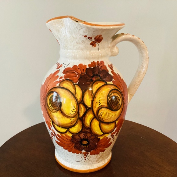 Hand Painted Vintage Majolica Pottery Pitcher, Majolica Pitcher, Italian pottery - Picture 1 of 8